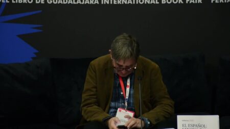 El español tiene 635 millones de hablantes en 2025, el más hablado tras mandarín e hindi