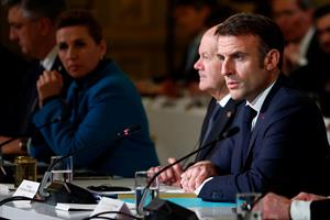 Macron: “Hay que prepararse para que Rusia ataque”