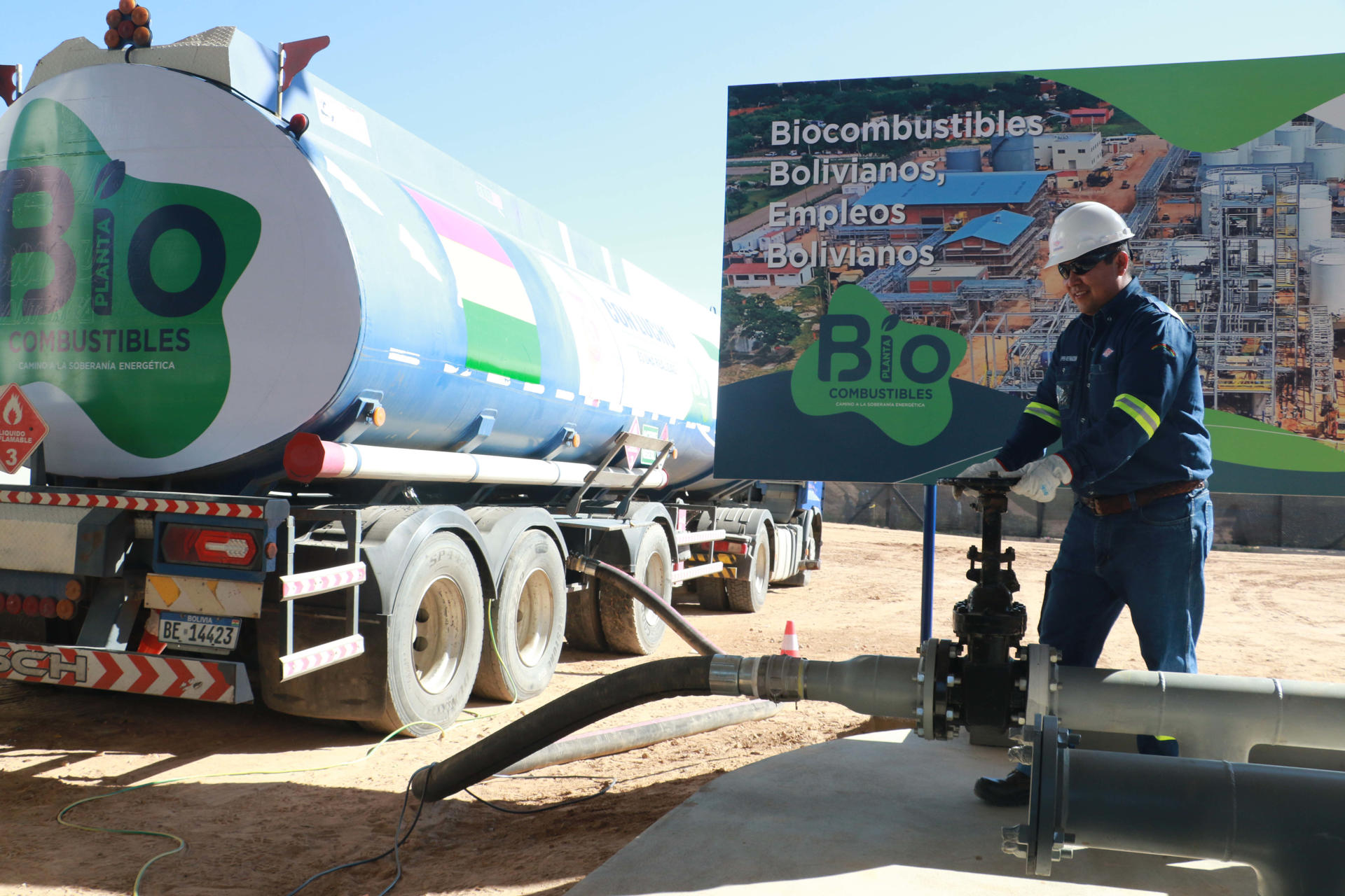 Bolivia inaugura su primera planta de biodiésel con miras a dejar de importar combustibles