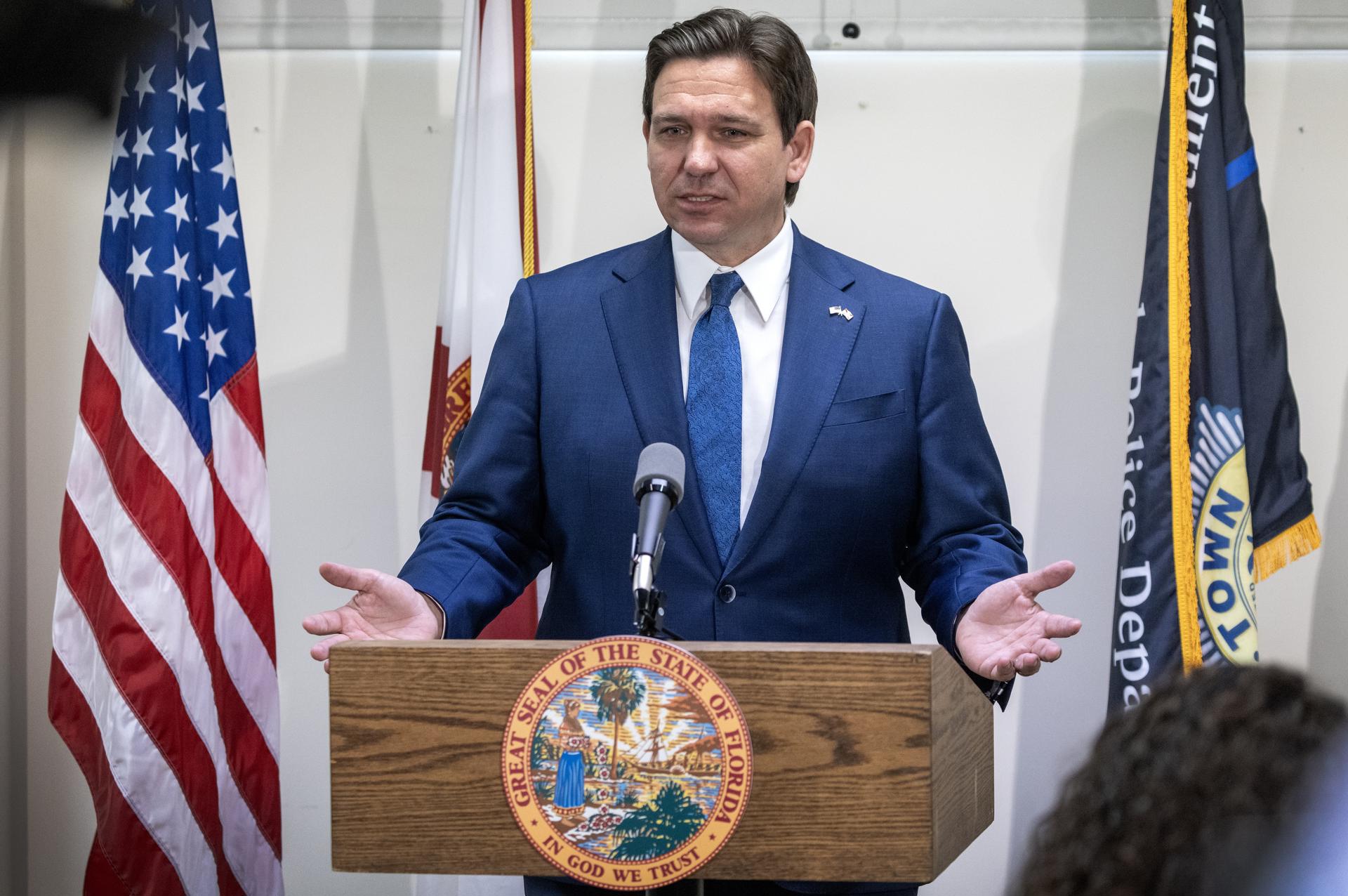 Miami: DeSantis firma una polémica ley que prohíbe las redes sociales a menores de 13 años