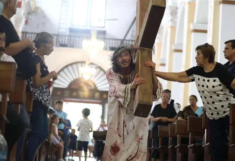 Fuerte reclamo de monseñor Leigue por la crisis de la Justicia en Bolivia