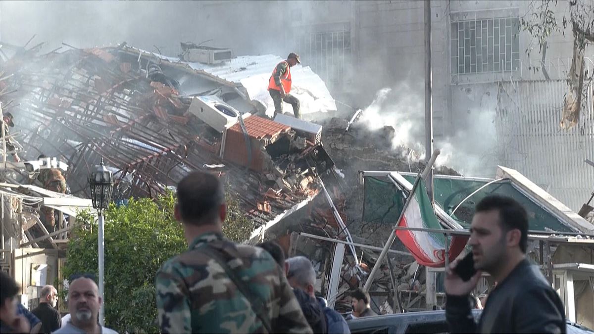 Israel destruye el consulado de Irán en Damasco y Teherán promete dura respuesta