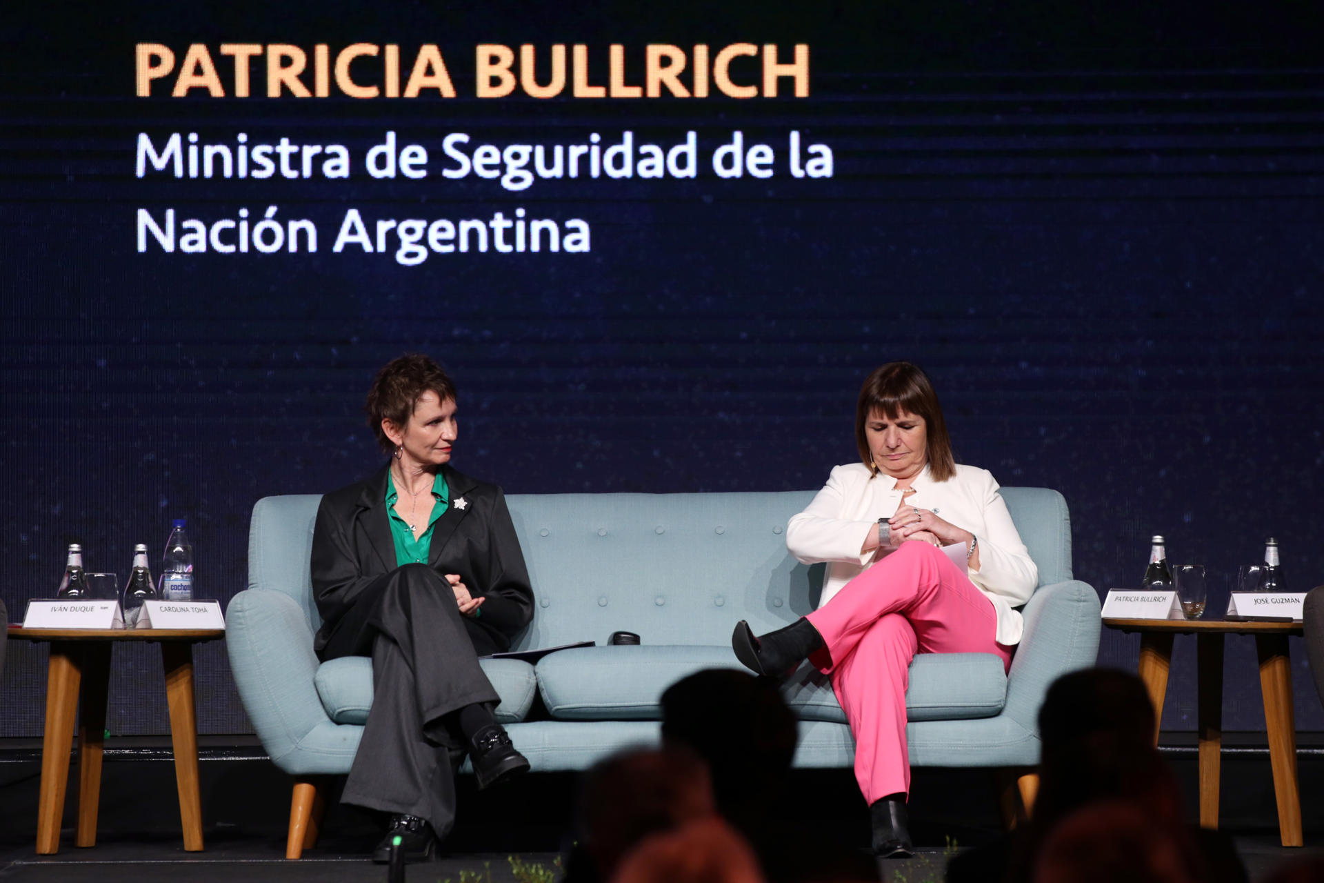 En Chile, Bullrich afirma que Hizbulá “lava dinero” en la frontera de Brasil, Paraguay y Argentina