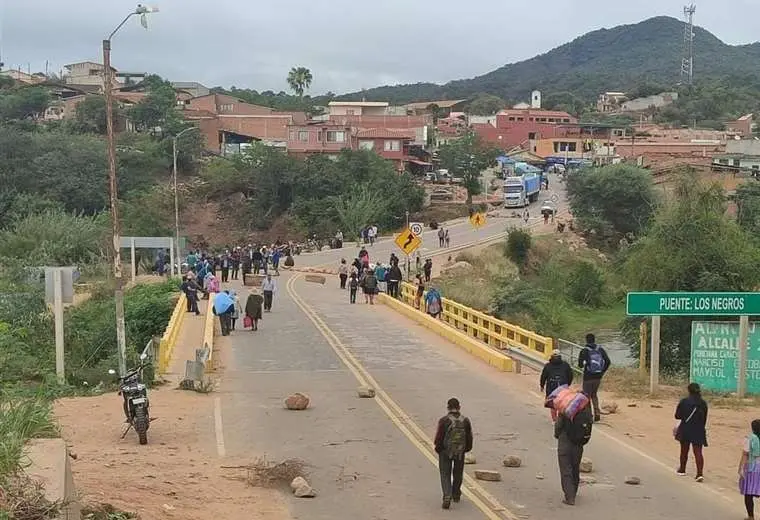 Cuarto intermedio en Los Negros y lanzan un ultimátum de 72 horas