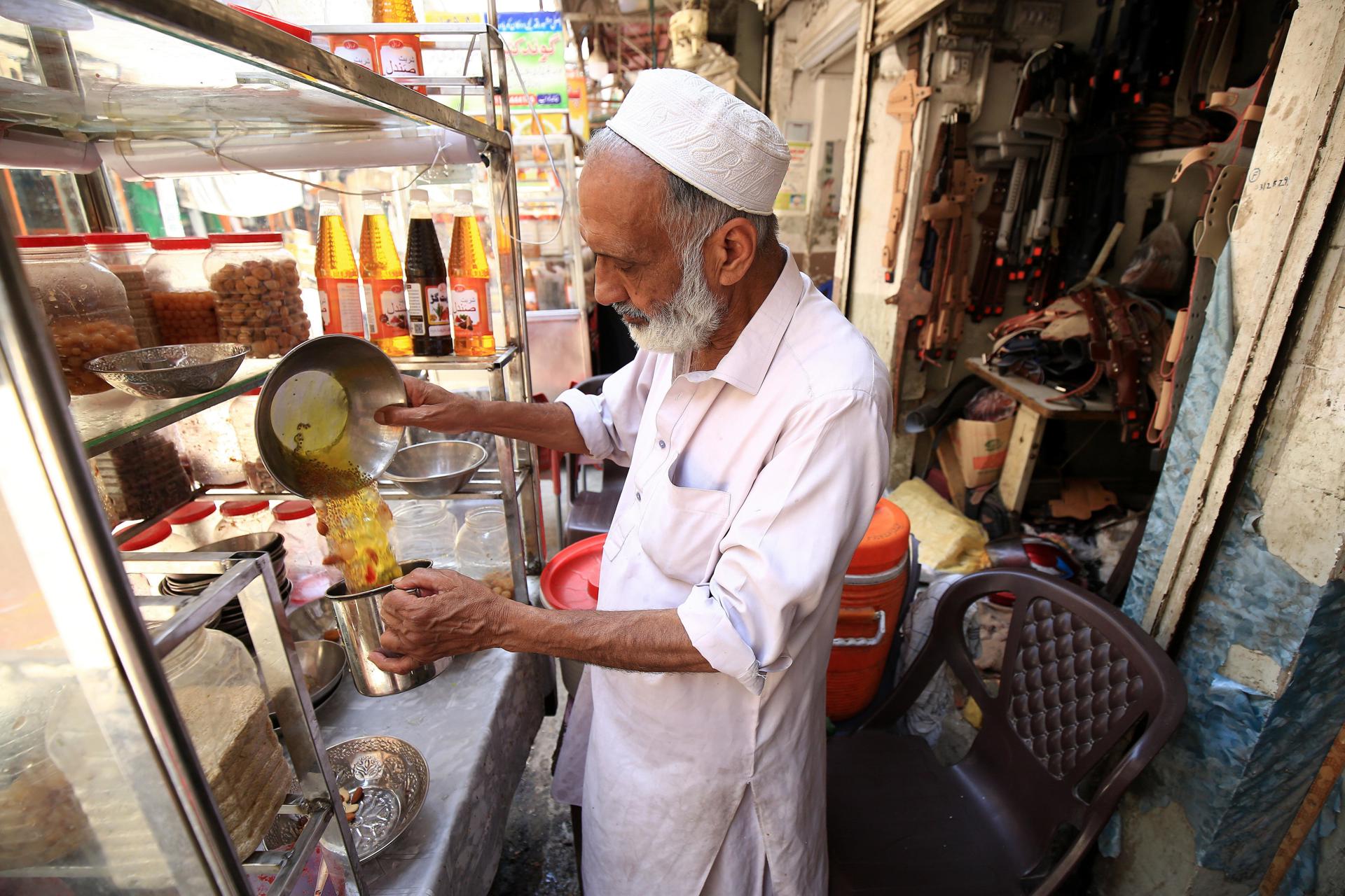 El sur de Pakistán alcanza los 49 grados de temperatura con un pronóstico aún más intenso