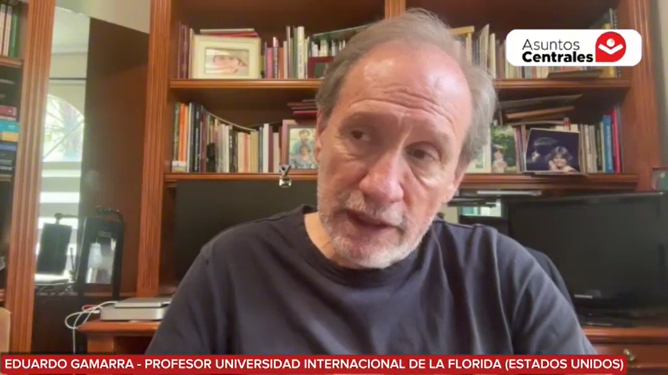 Eduardo Gamarra: “Adelantar elecciones o suspenderlas tiene enormes riesgos para la democracia en Bolivia”