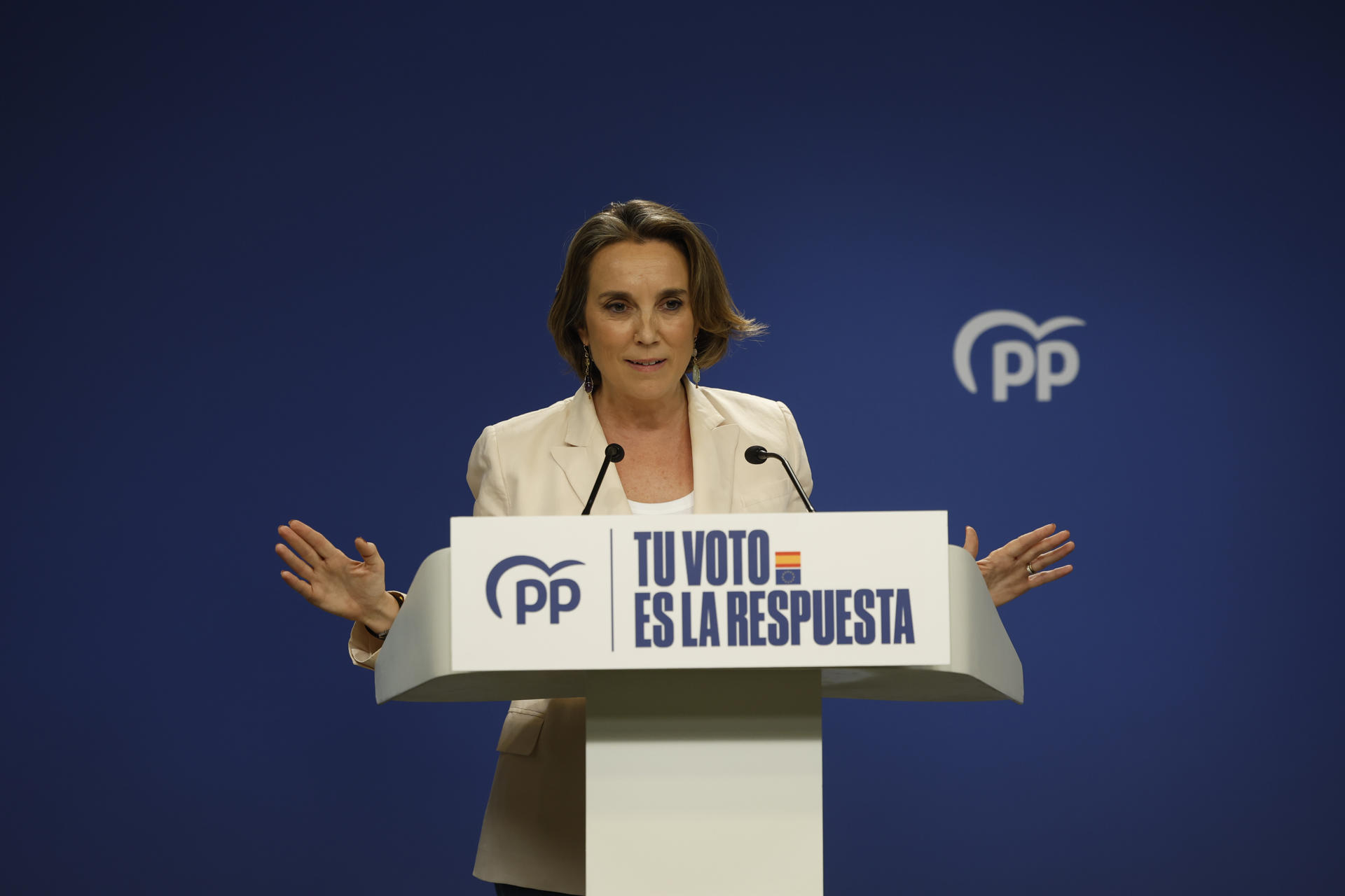 El conservador PP gana las elecciones europeas en España, dos escaños por encima del PSOE