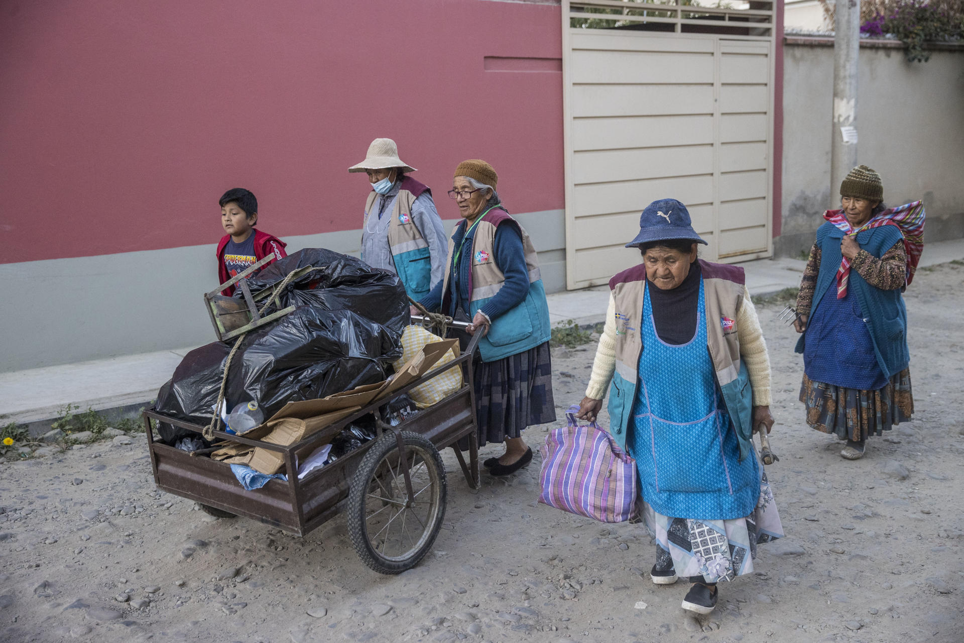 EcoWarmis, las mujeres bolivianas dedicadas al reciclaje y el cambio medioambiental