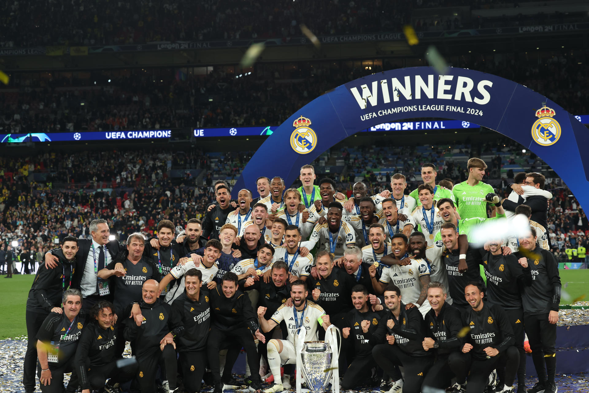 Real Madrid hace historia tras ganar su décimo quinta copa de la Champions