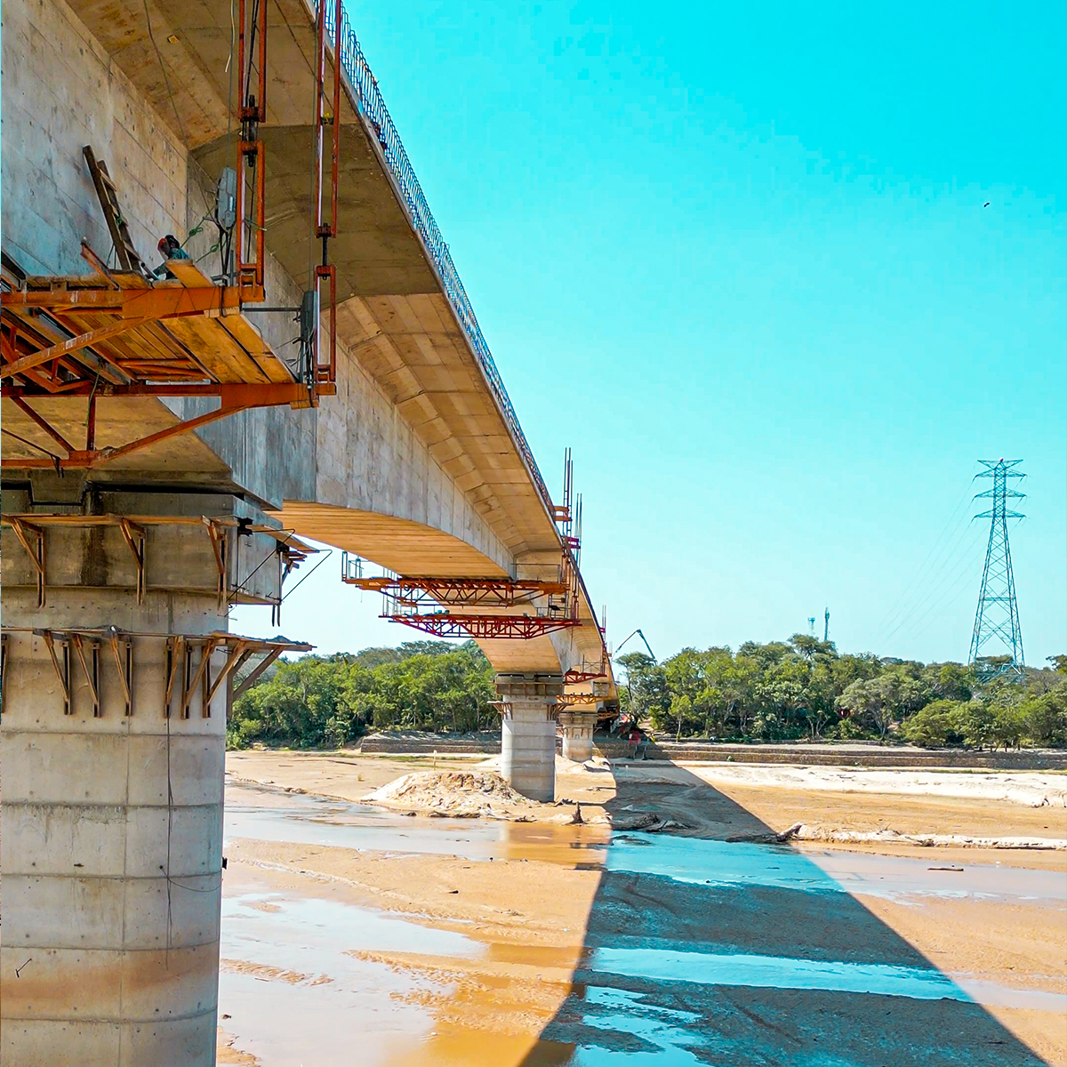 Avance: Puente Urubó Village alcanza el 87% de ejecución general