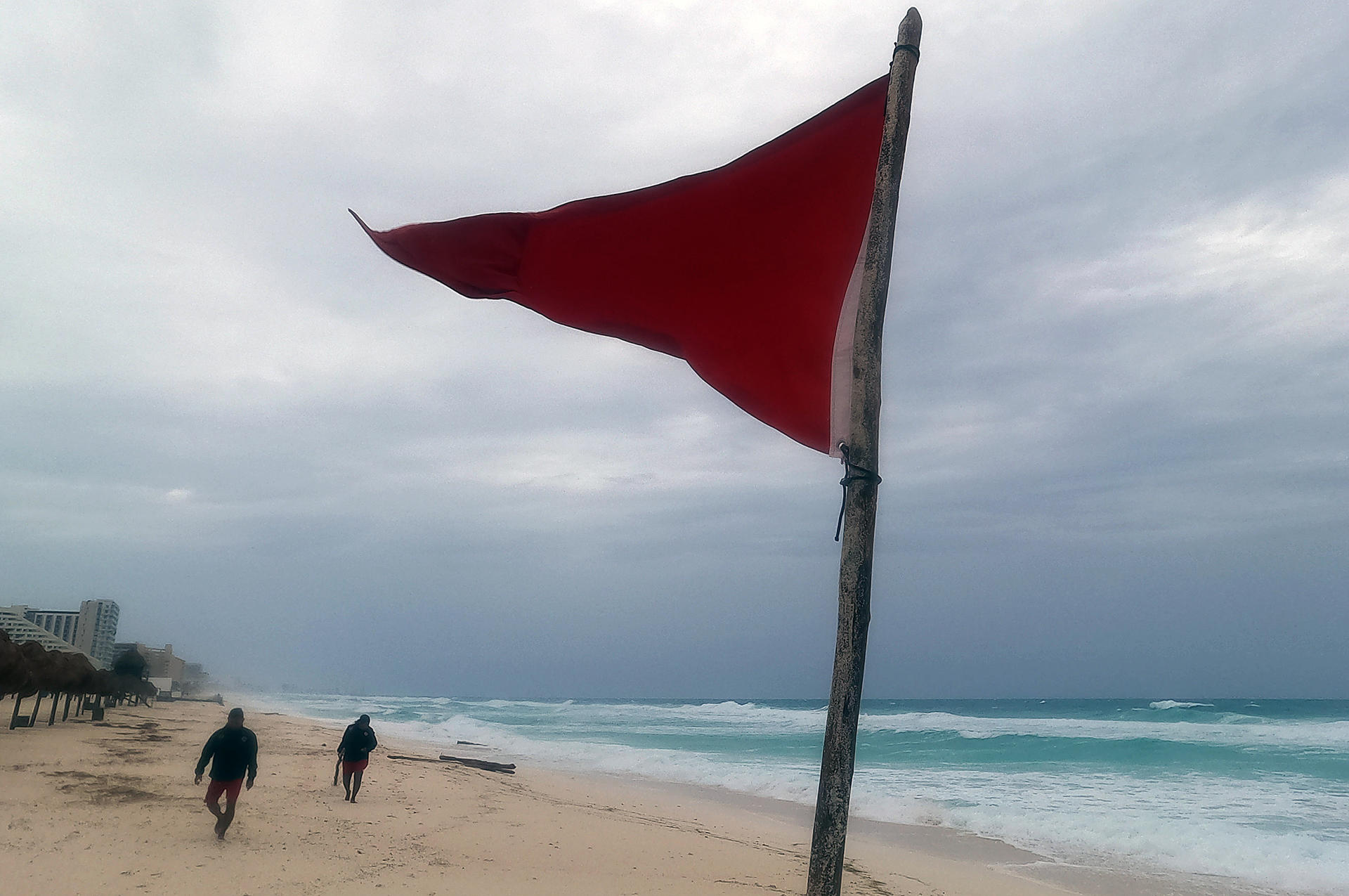 Beryl tocará tierra en el Caribe mexicano como huracán categoría 2 la noche del jueves