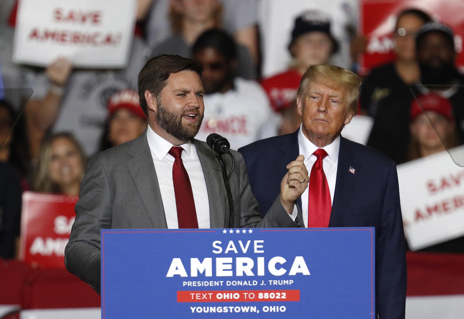 J.D. Vance, el número dos de Trump, un líder de la extrema derecha republicana y antiinmigrante