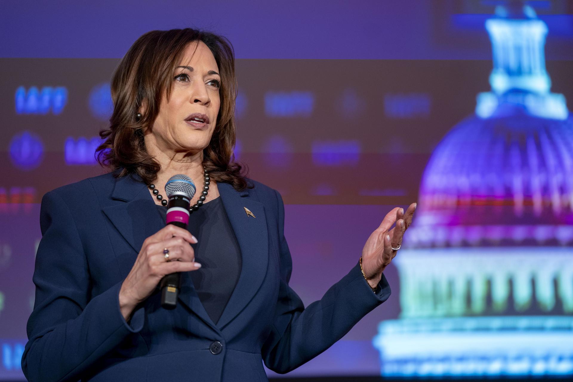 Kamala Harris mejora las encuestas demócratas en un hipotético enfrentamiento contra Trump