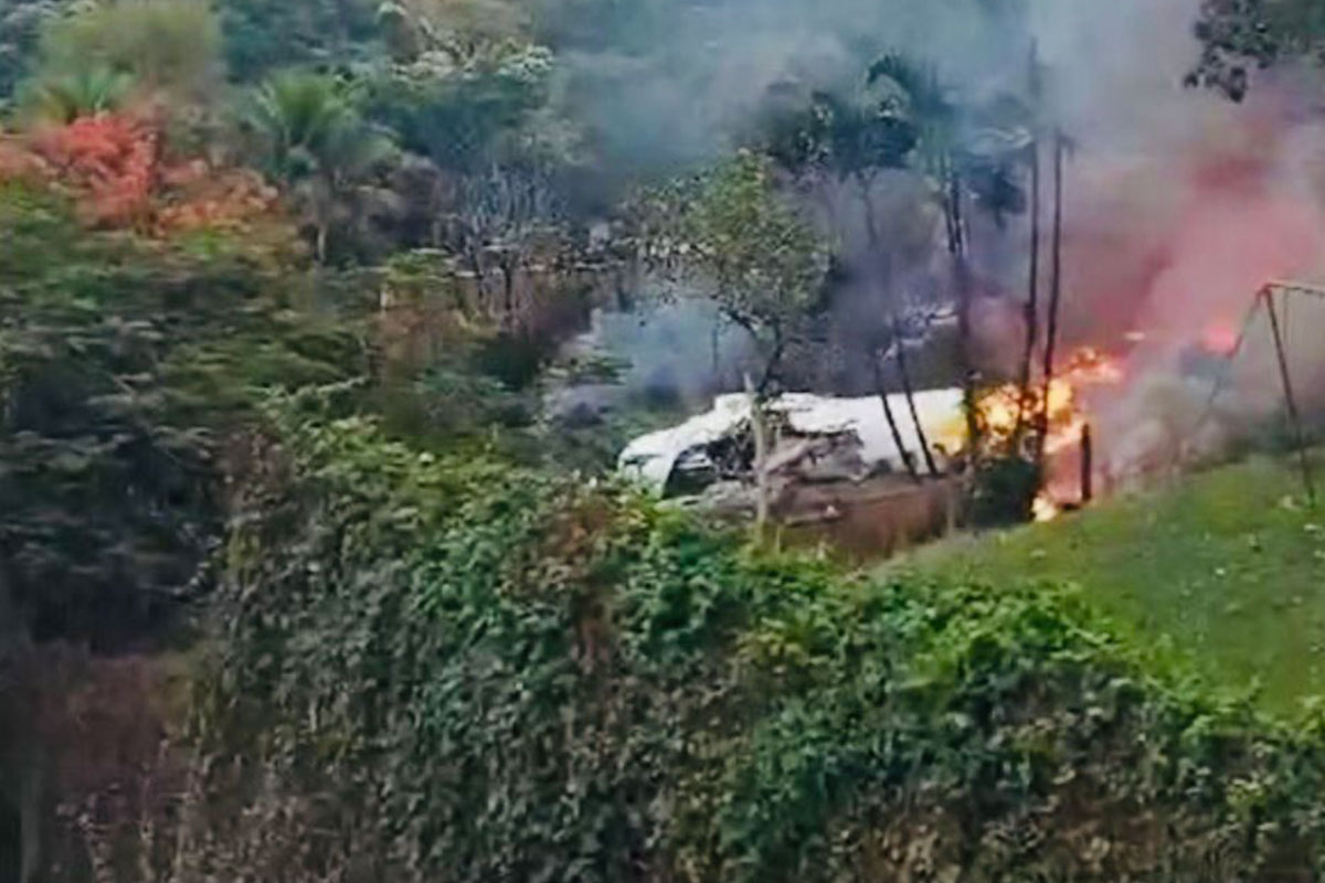 Cae un avión con 62 pasajeros en Brasil