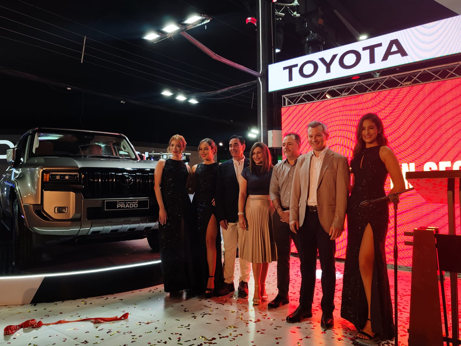 Expocruz 2024 arranca con grandes novedades: Toyosa celebra 43 años con el lanzamiento del plan inversión 360° y la nueva Land Cruiser Prado Luxury