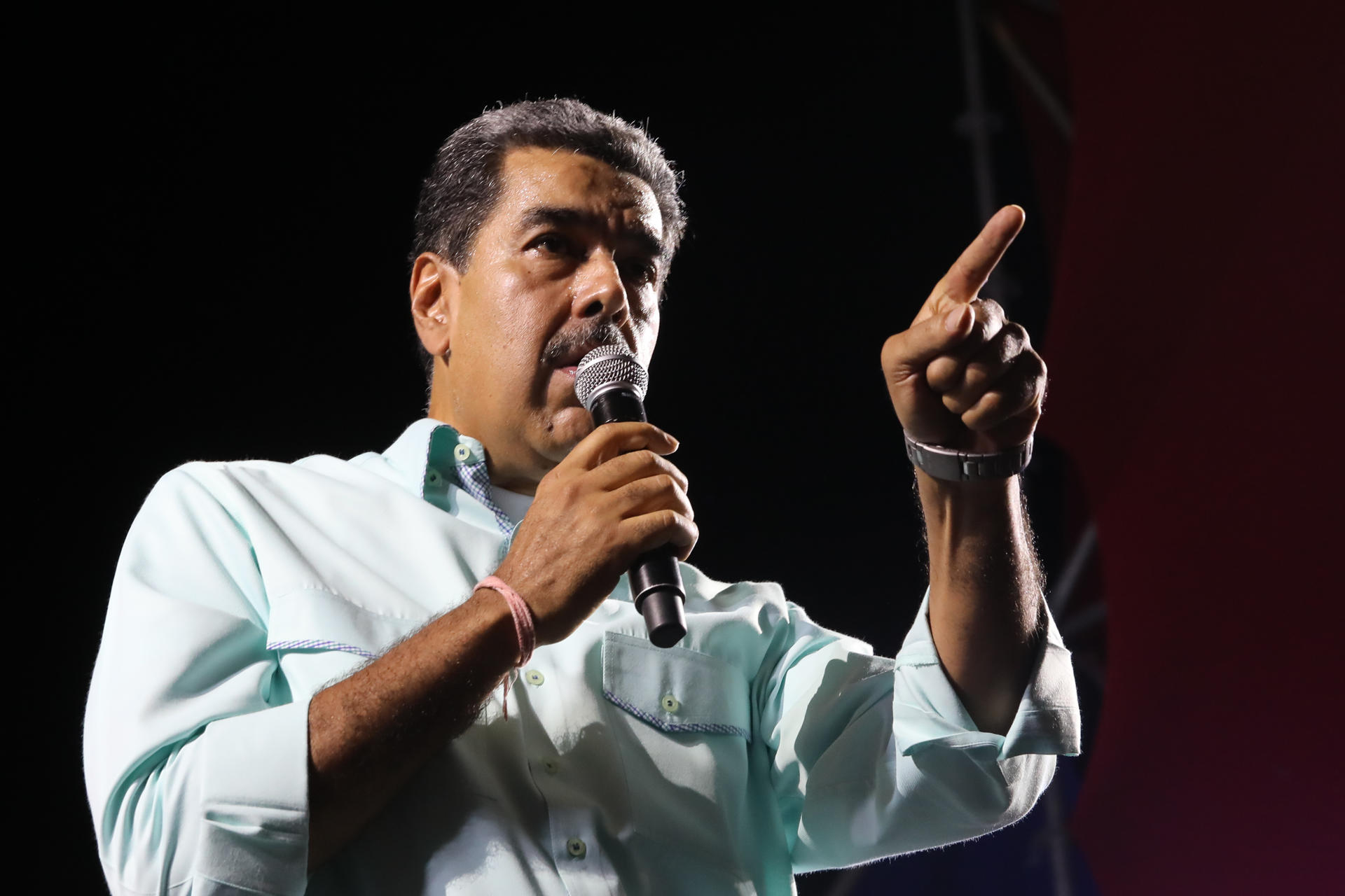 Nicolás Maduro afirma que se juramentará como presidente de Venezuela el 10 de enero