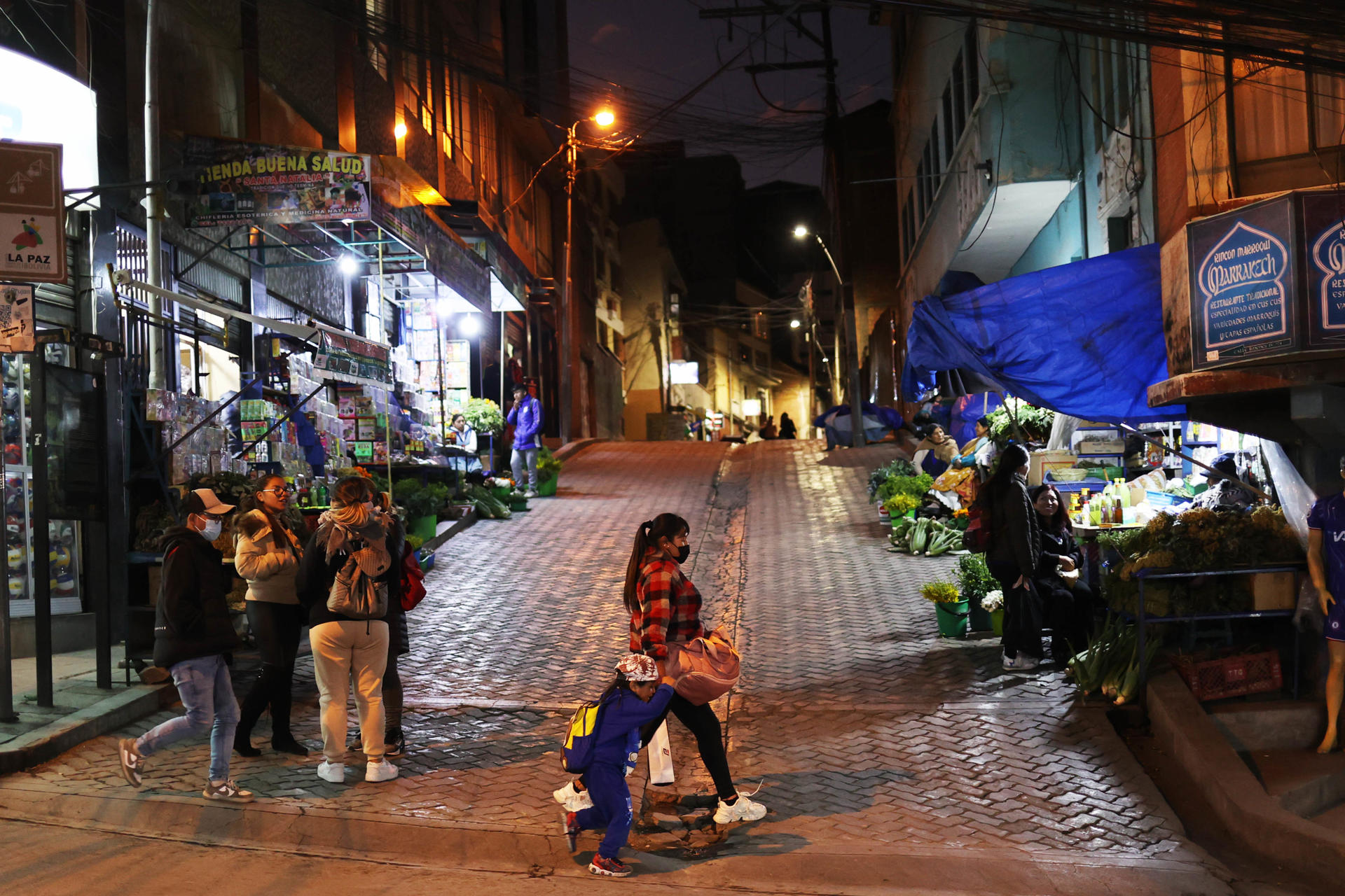 La inestabilidad social y política, el eterno verdugo de la economía naranja en Bolivia