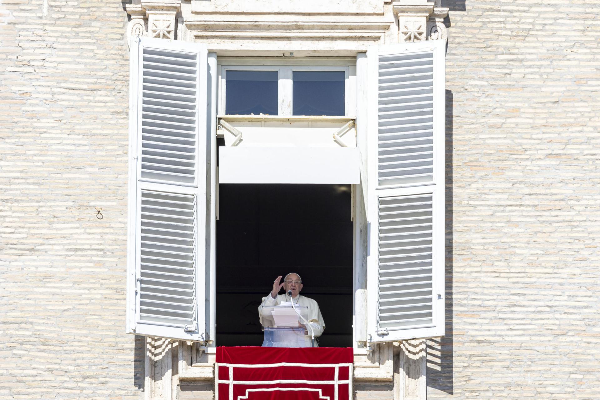 El papa crea 21 cardenales, entre ellos, de Argentina, Chile, Perú, Ecuador y Brasil