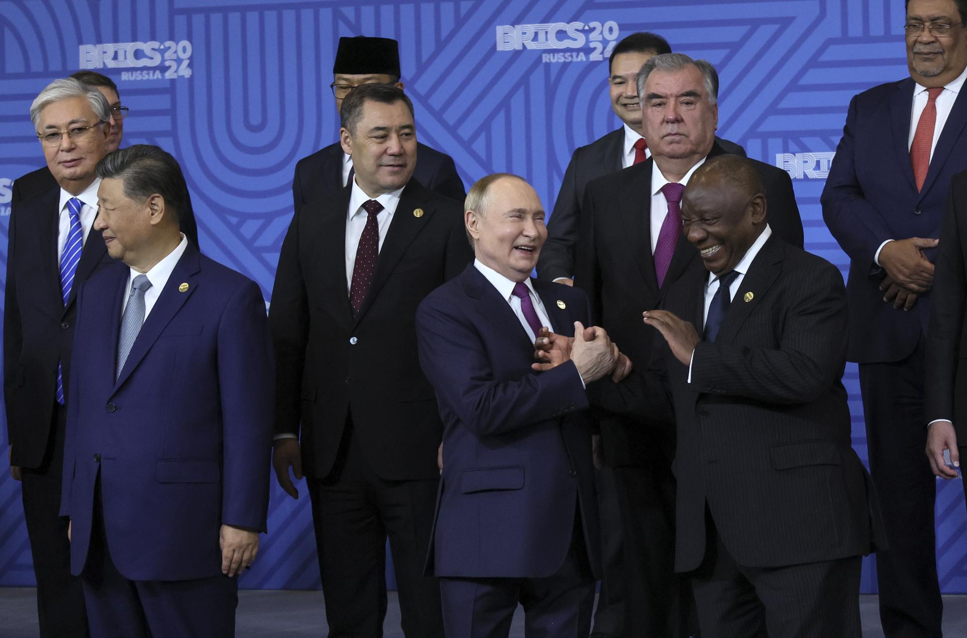 Putin abre reunión de BRICS con países del Sur Global pidiendo fin de violencia en O.Medio