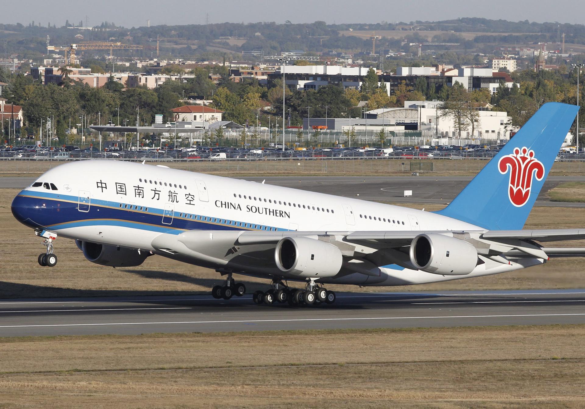 La mayor aerolínea de China venderá sus 787-8 por la baja demanda en rutas internacionales