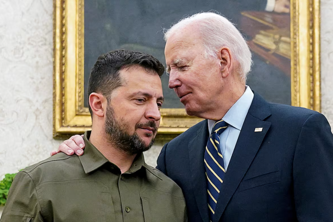 Biden cambia de postura y autoriza a Ucrania a usar misiles estadounidenses para atacar Rusia