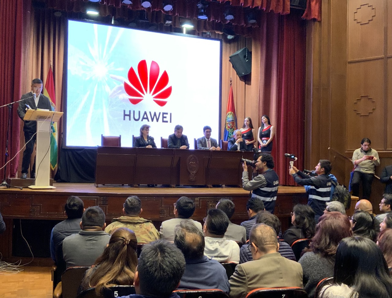 Huawei impulsa el futuro digital de Bolivia  con capacitaciones para la población