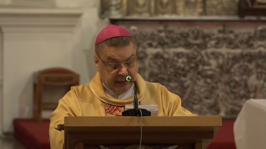 Monseñor Dowlaszewicz: “La crisis debe humanizarse, no ocultarse tras mentiras”