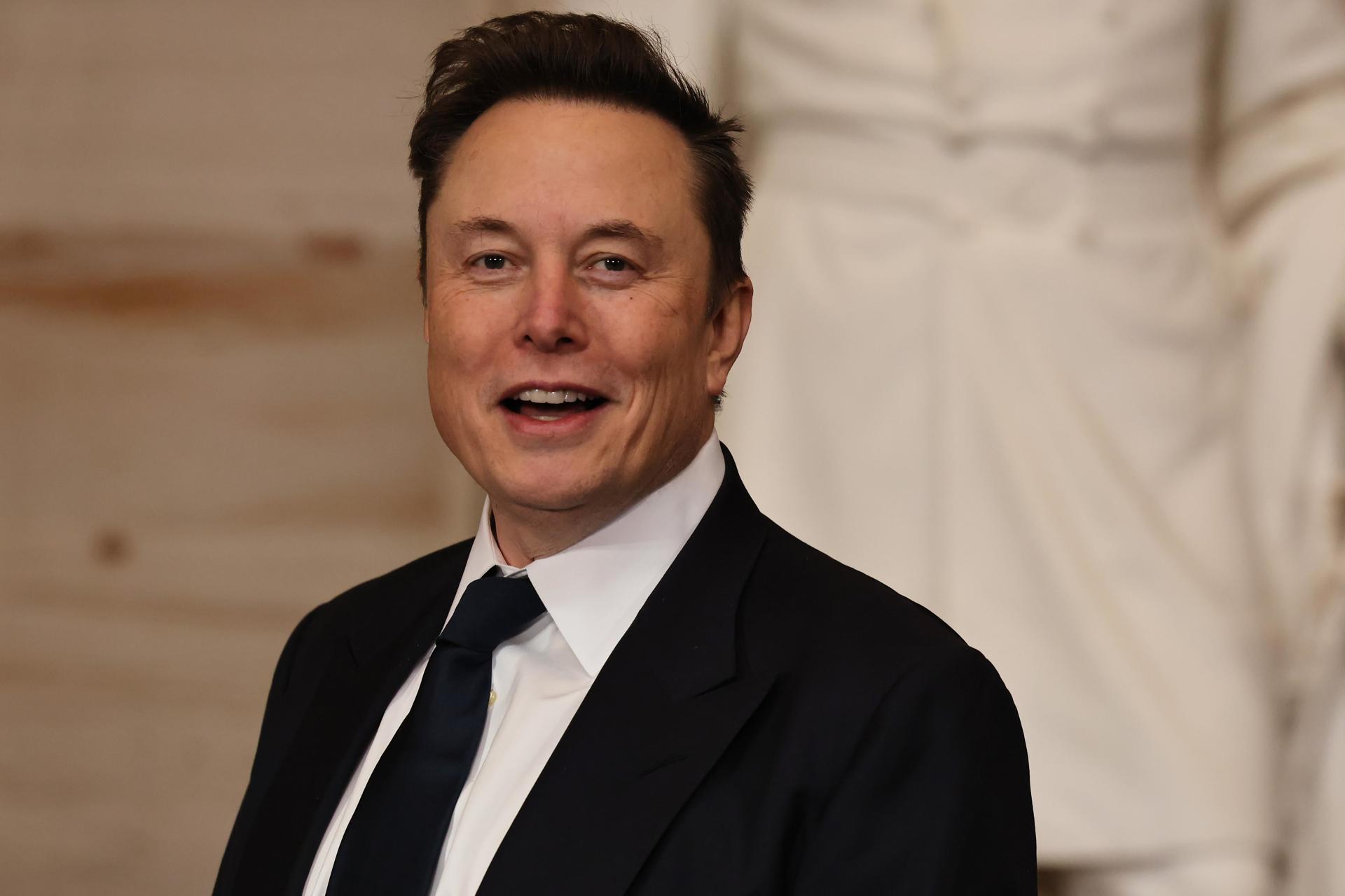 Musk pone en duda plan de financiación de iniciativa de Trump de inteligencia artificial