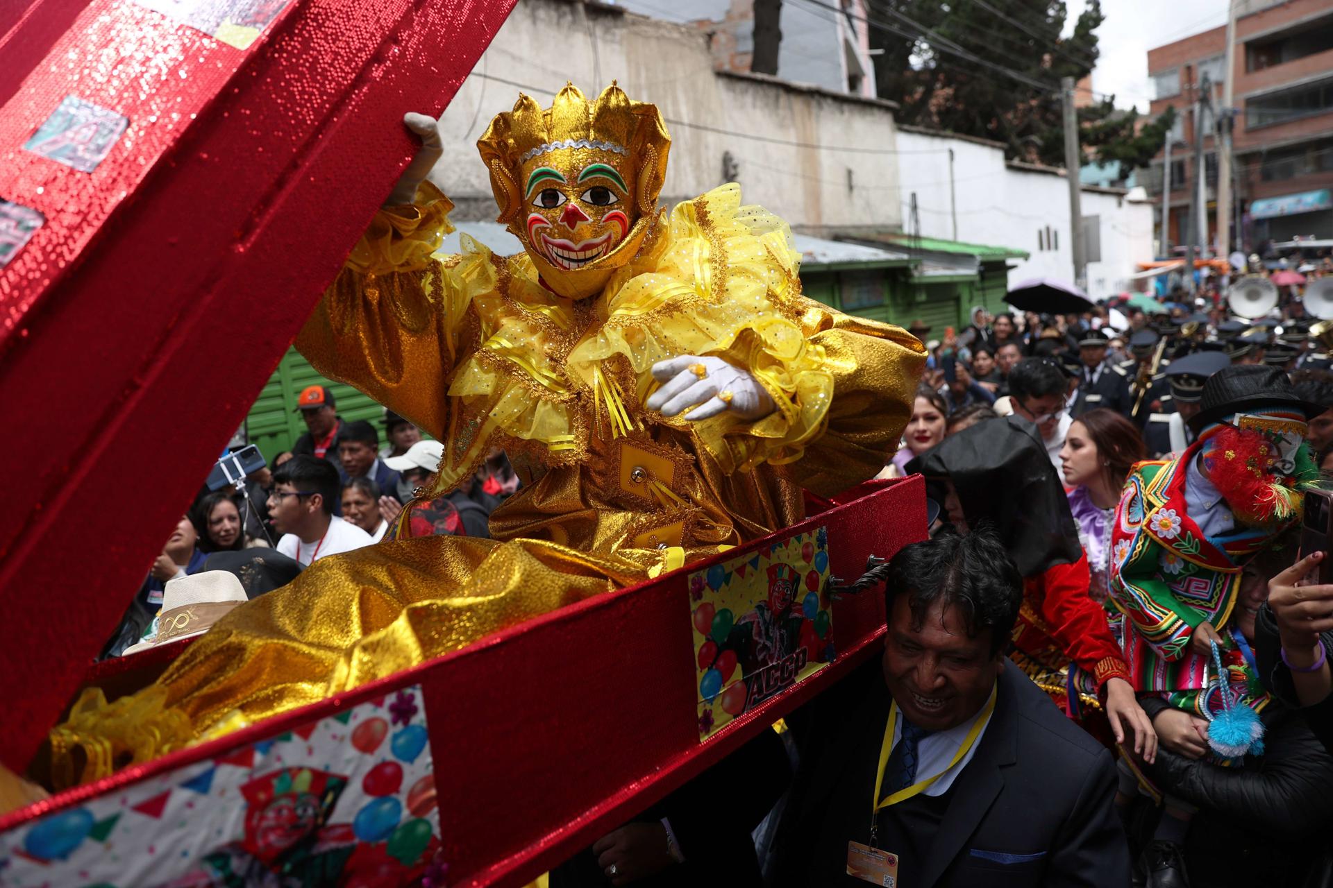 El Pepino regresa a la vida para ser el alma de los festejos del carnaval en Bolivia