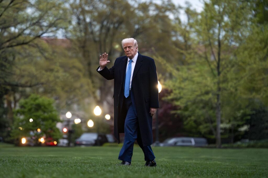 Los aranceles frustraron un principio de acuerdo con China sobre TikTok, dice Trump