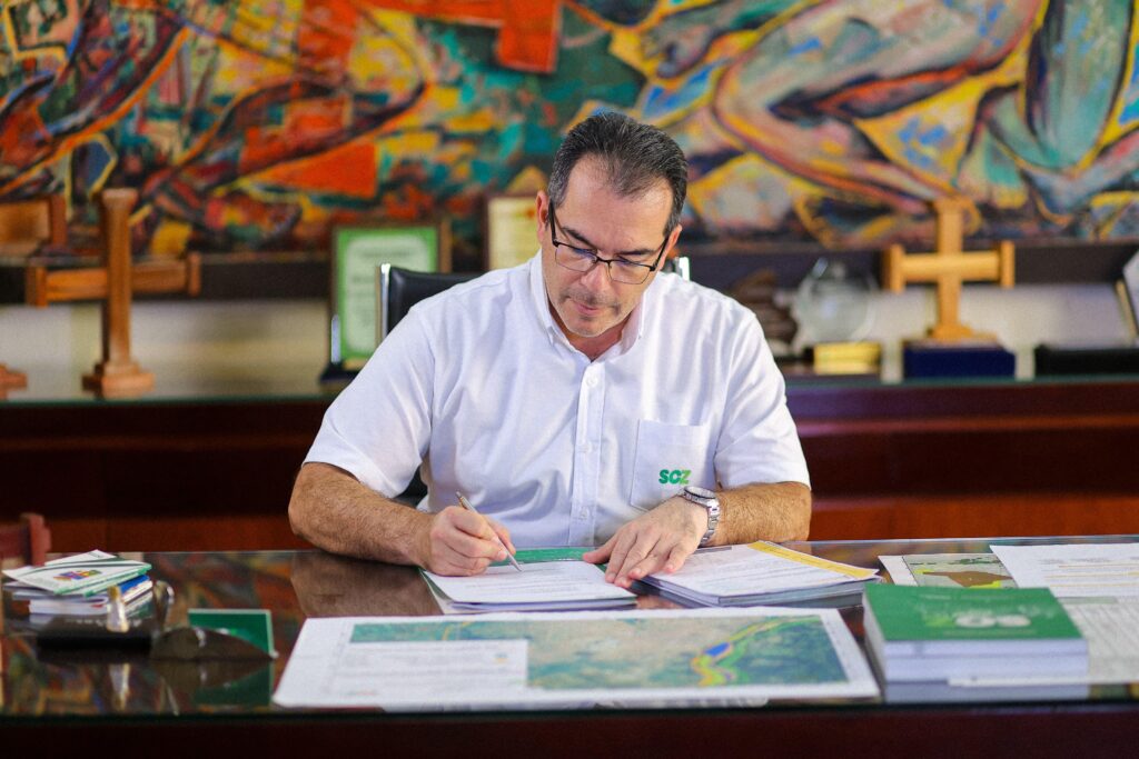 Santa Cruz recibe la primera propuesta de concesión bajo el nuevo modelo que impulsa la inversión privada en servicios públicos