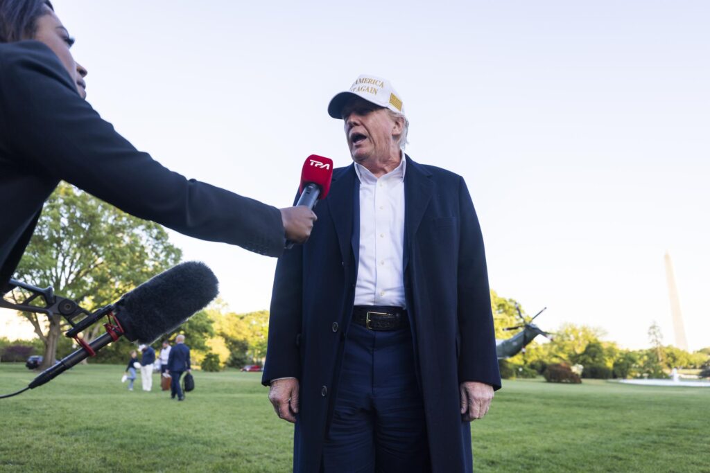 Trump rompe los protocolos y pide la anexión de Canadá el día de sus elecciones