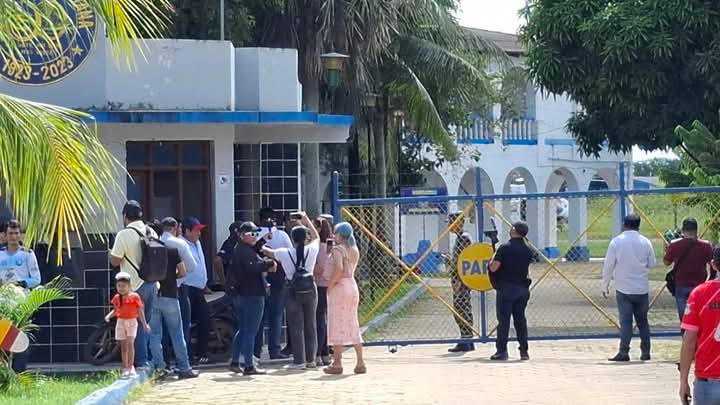 Buscan avioneta en la zona donde pescadores escucharon pedidos de auxilio