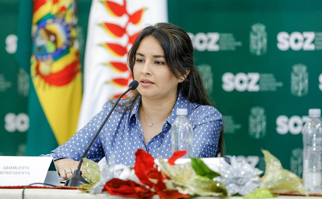 Paola Aguirre afirma que ella es parte de la ‘lista negra’ y habla de machismo en Creemos
