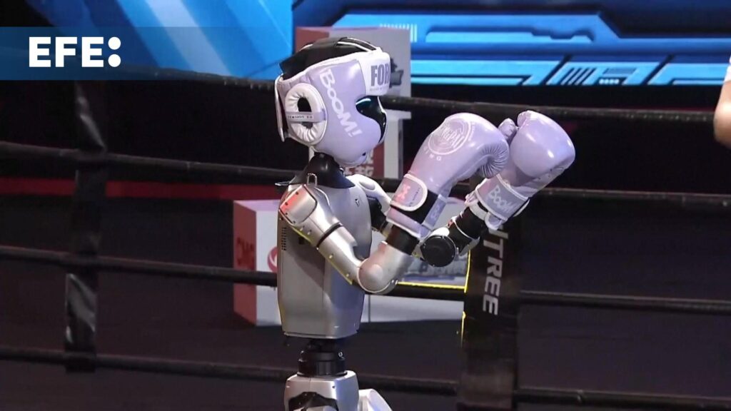 China estrena el primer campeonato de boxeo entre robots humanoides con control humano
