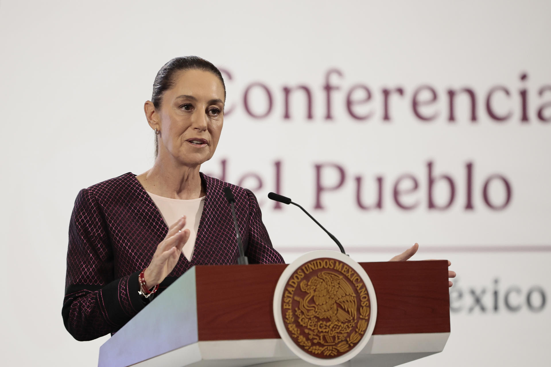 Sheinbaum confirma que rechazó la oferta de Trump de envío de militares contra el narco