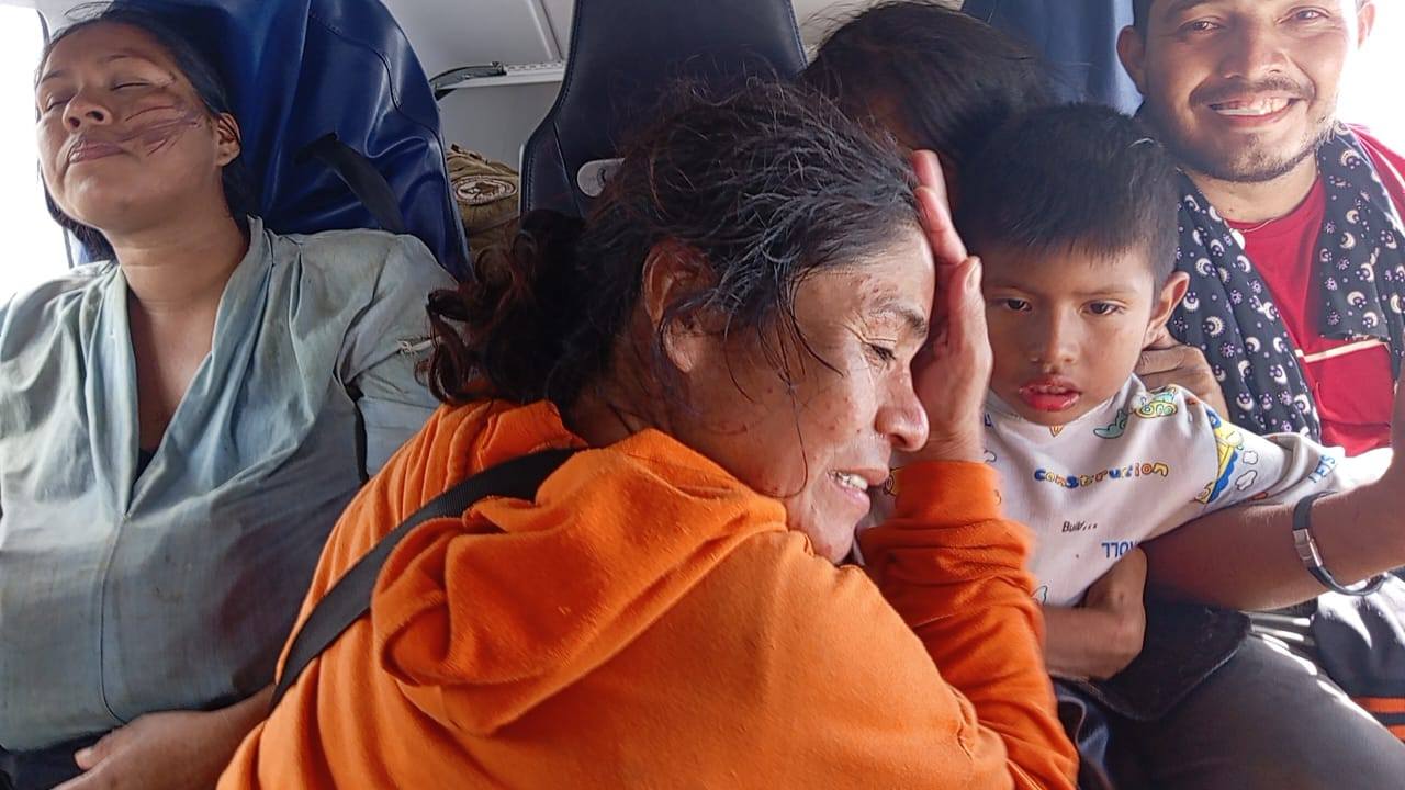 Encuentran con vida a los tripulantes de la avioneta desaparecida