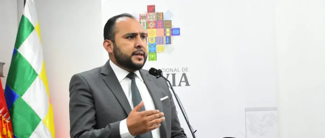 Gobierno reporta 35 puntos de bloqueo, 38 policías heridos y acusa al evismo de buscar caos
