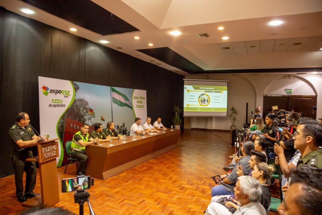 600 policías garantizarán la seguridad y el orden en Expocruz 2025