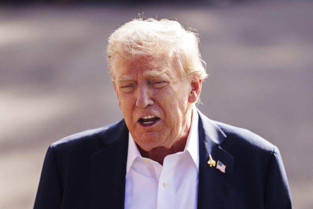 Trump amenaza con aranceles “sustanciales” a las importaciones de muebles