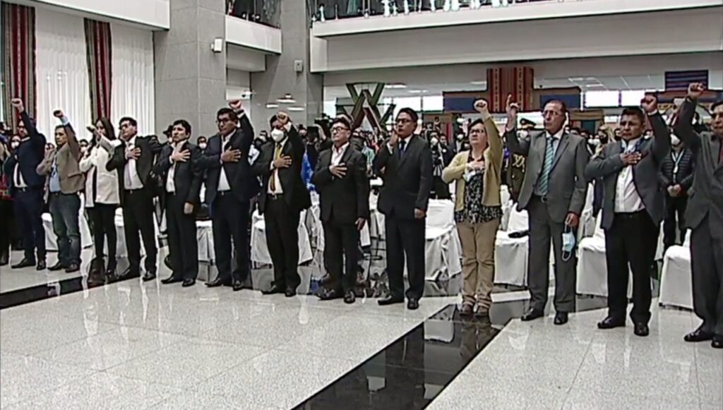 Ministros de Luis Arce presentarán renuncia este 5 de noviembre; viceministros permanecerán para garantizar transición ordenada