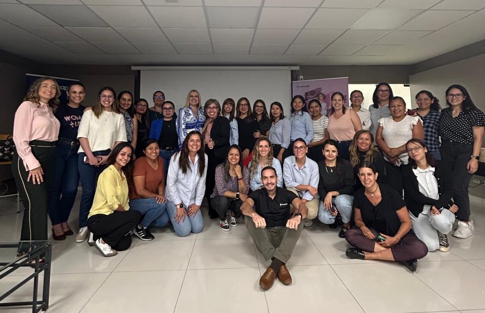 Imcruz – Inchcape Bolivia lanza su programa #RedMujeresIN para impulsar el talento femenino en la industria automotriz