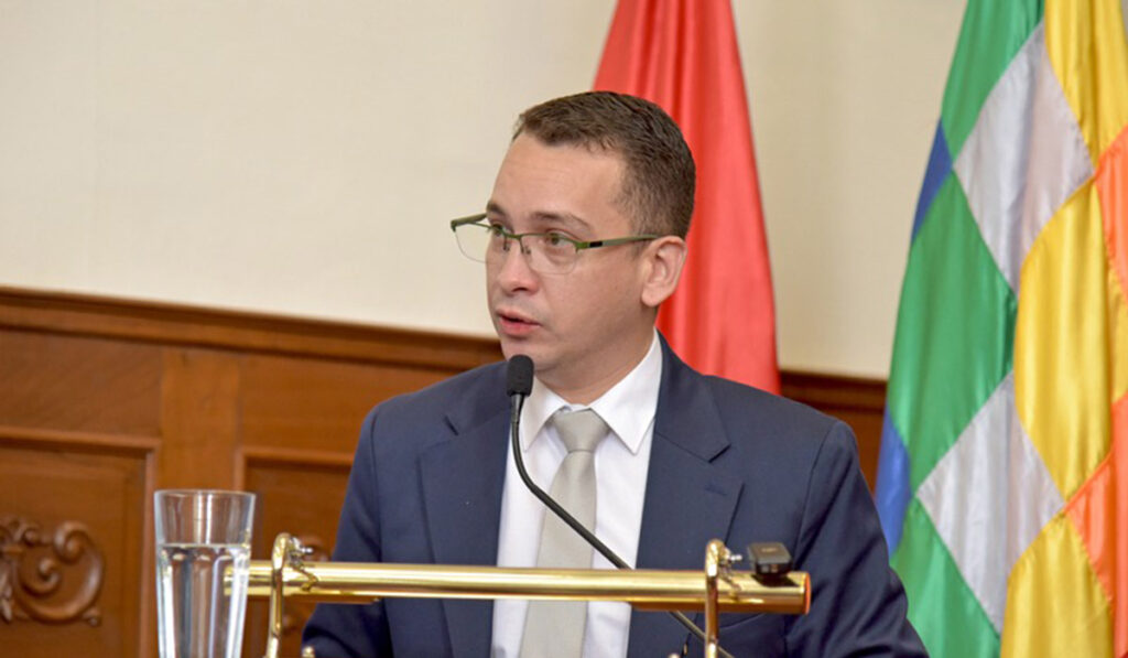 Romer Saucedo y Rosmery Ruiz son ratificados al frente del TSJ para 2026