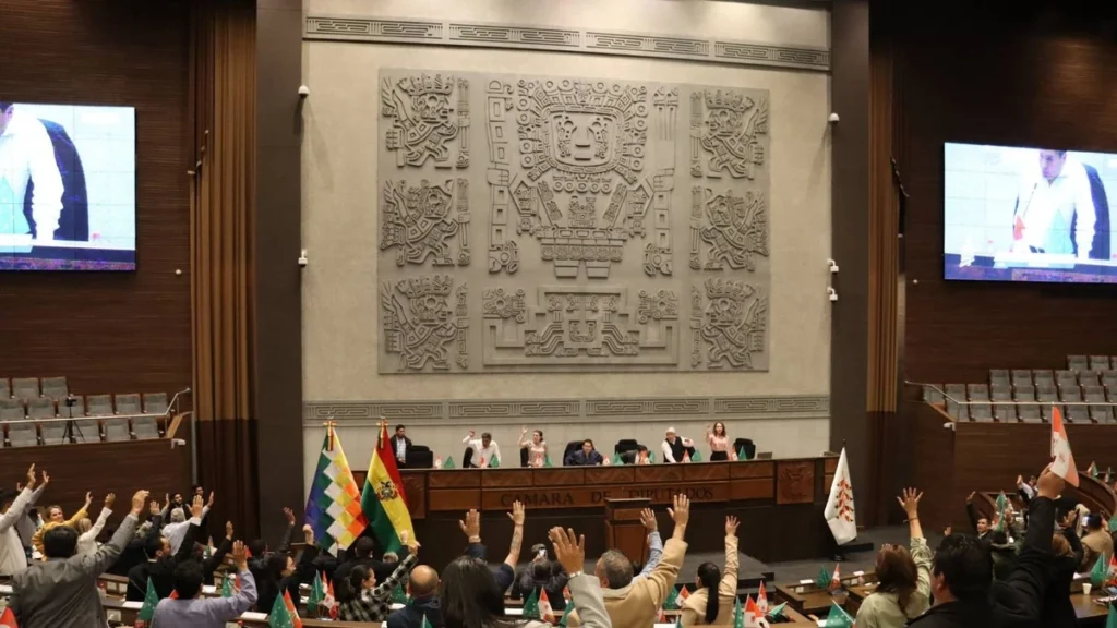 Diputados aprueban ley para elegir vocales del TSE con proceso exprés