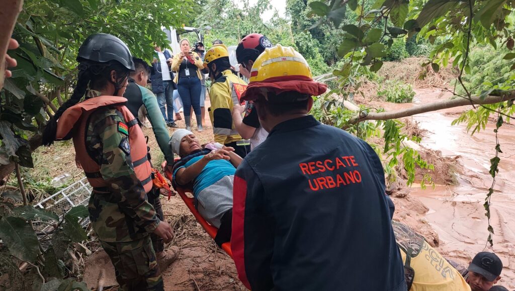 Gobierno reporta 20 fallecidos y 10 desaparecidos por inundaciones