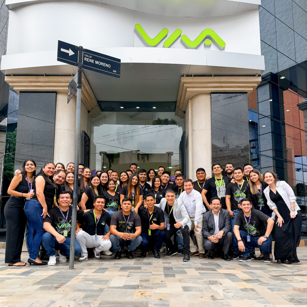 VIVA inaugura su nueva tienda central en Santa Cruz y refuerza la transformación de sus canales de atención