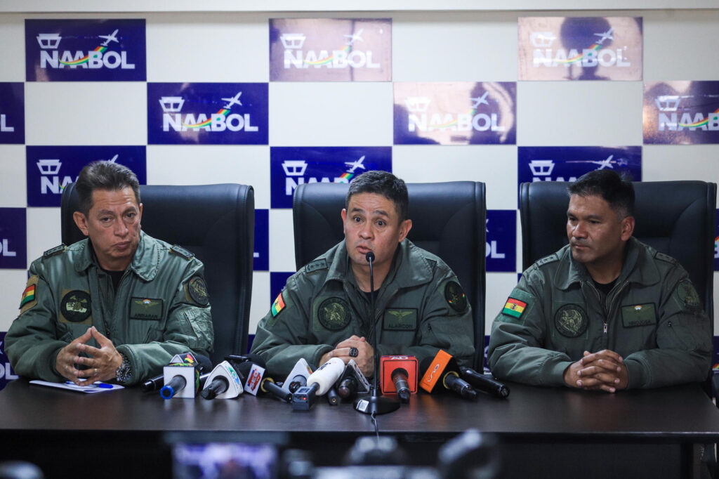 Una comisión investiga el accidente aéreo que dejó al menos 22 fallecidos en Bolivia
