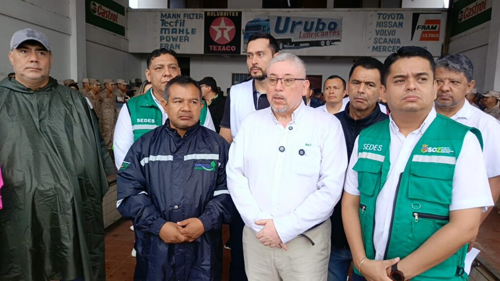 Lluvias obligan a reprogramar la segunda jornada de minga contra el chikungunya en Santa Cruz