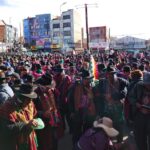 El Alto: bloqueos cierran tres accesos a La Paz y la protesta avanza hacia el centro